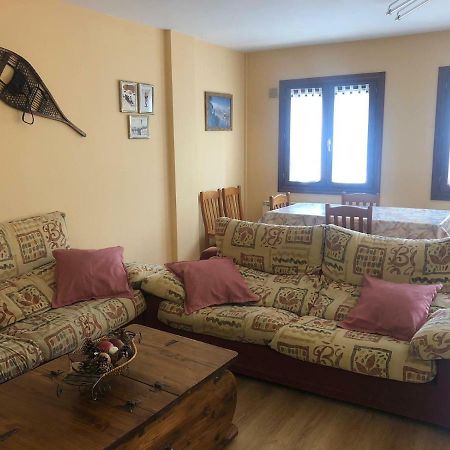Los Llanos De Escarrilla Ngoại thất bức ảnh